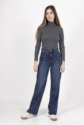 Aufgesetzte Tasche aus Stretch-Jeans mit weitem Bein und hoher Taille