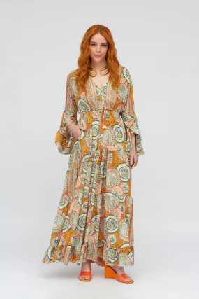 Langes Kleid, V-Ausschnitt, goldenes Blumenmuster, geknöpfter Stil mit Taschen Ref-AN24644