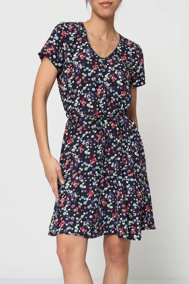 Revdelle – Gerades Kleid, Gürtel in der Taille, Rundhalsausschnitt