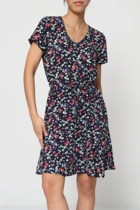 Revdelle – Gerades Kleid, Gürtel in der Taille, Rundhalsausschnitt